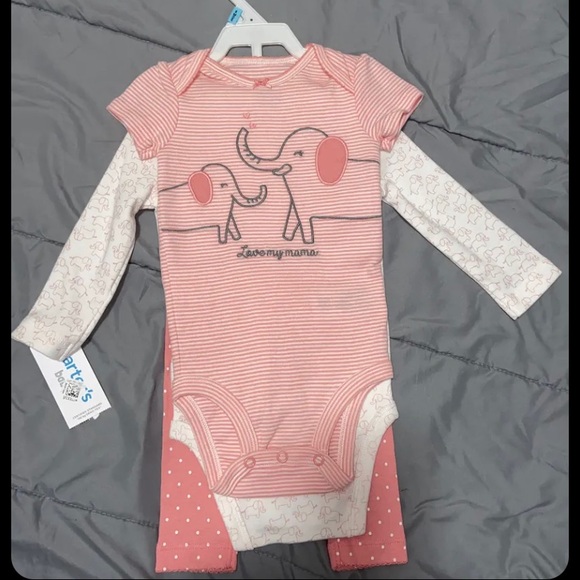 Baby Girl Carters 3 Piece Outfit Size: 6Months - Picture 2 of 2